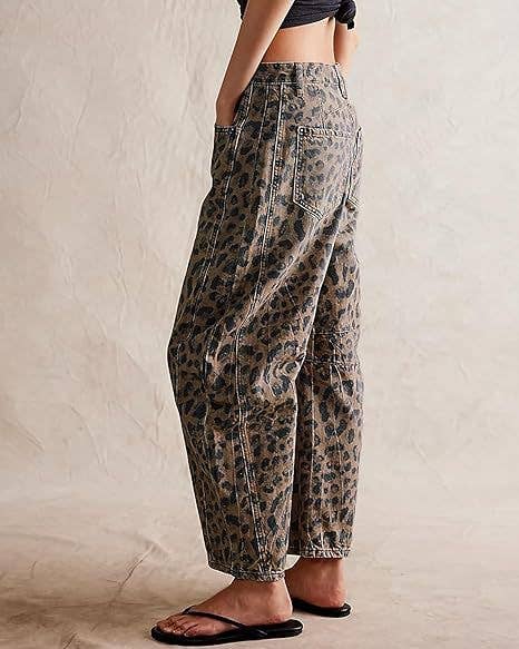 Leopard Print Loose Midi Waist Wide Leg Jeans DP25A479