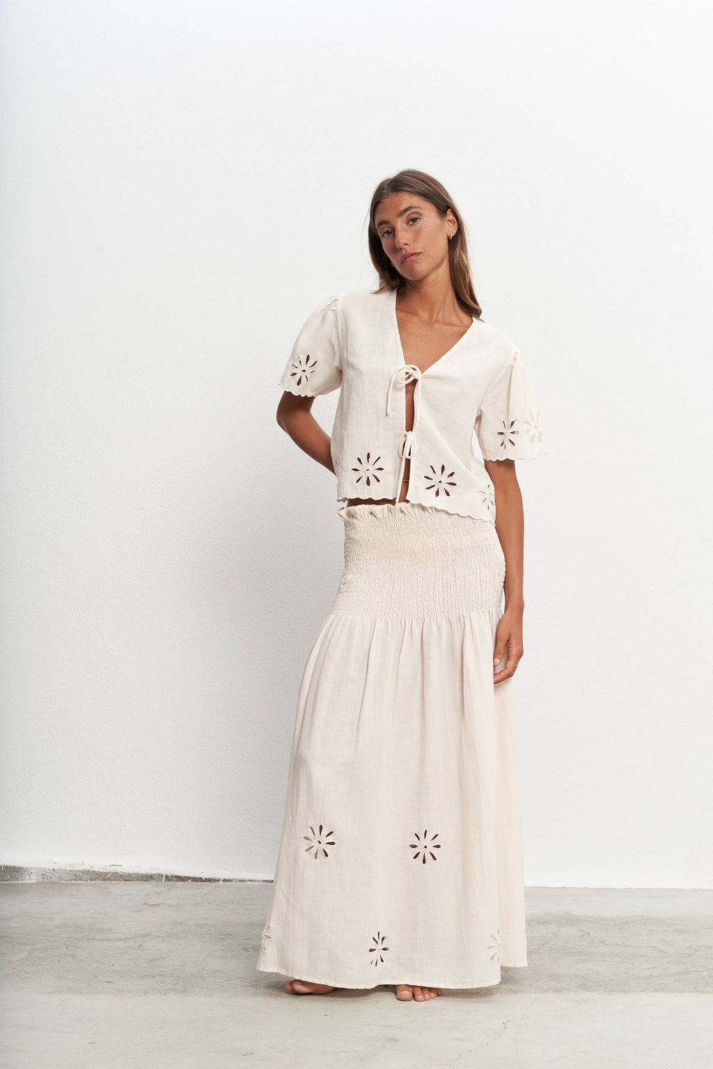 ALMA WHITE SKIRT