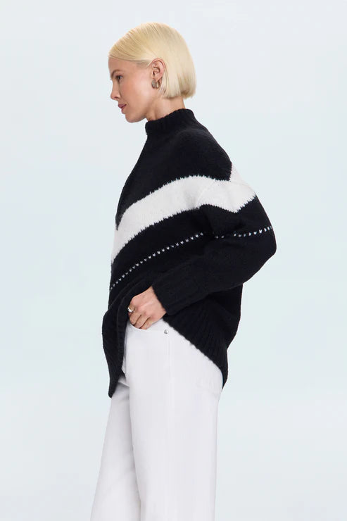 ARDEN CHEVRON COLORBLOCK SWEATER- BLACK VANILLA ICE