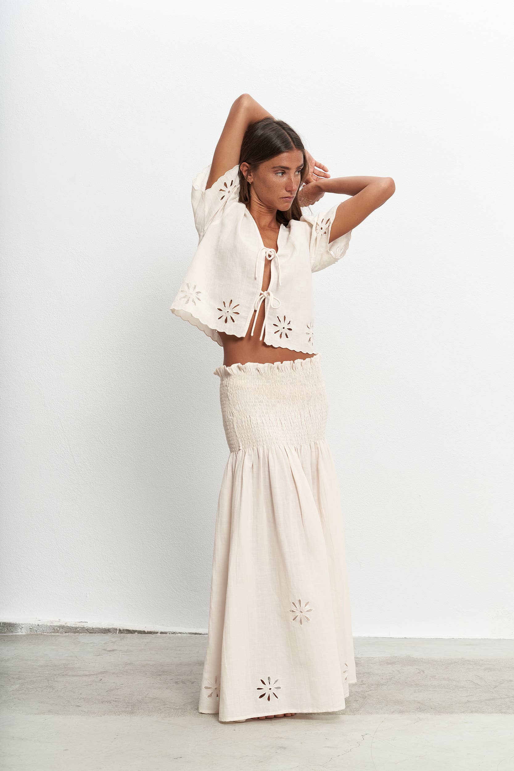 ALMA WHITE SKIRT