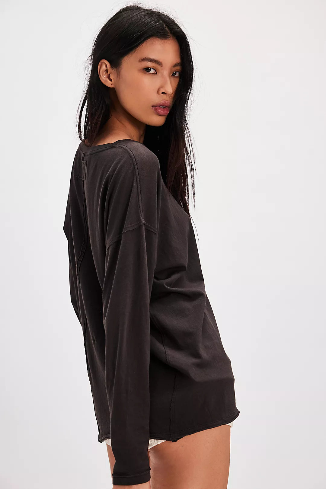 NINA TEE LONGSLEEVE in BLACK