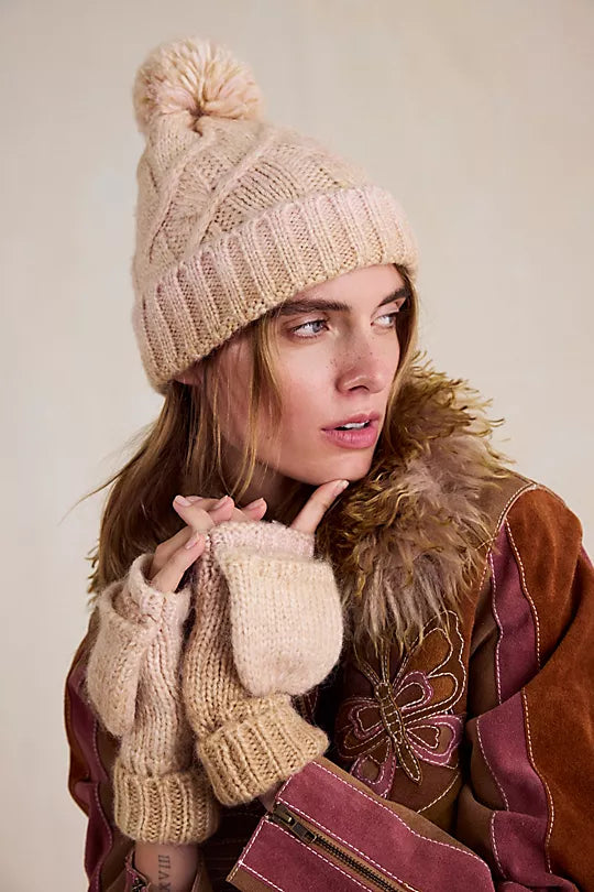 RAINBOW RUN HAT + GLOVE S in IVORY